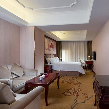 Vienna Hotel Shenzhen Shuiku New Village Dış mekan fotoğraf